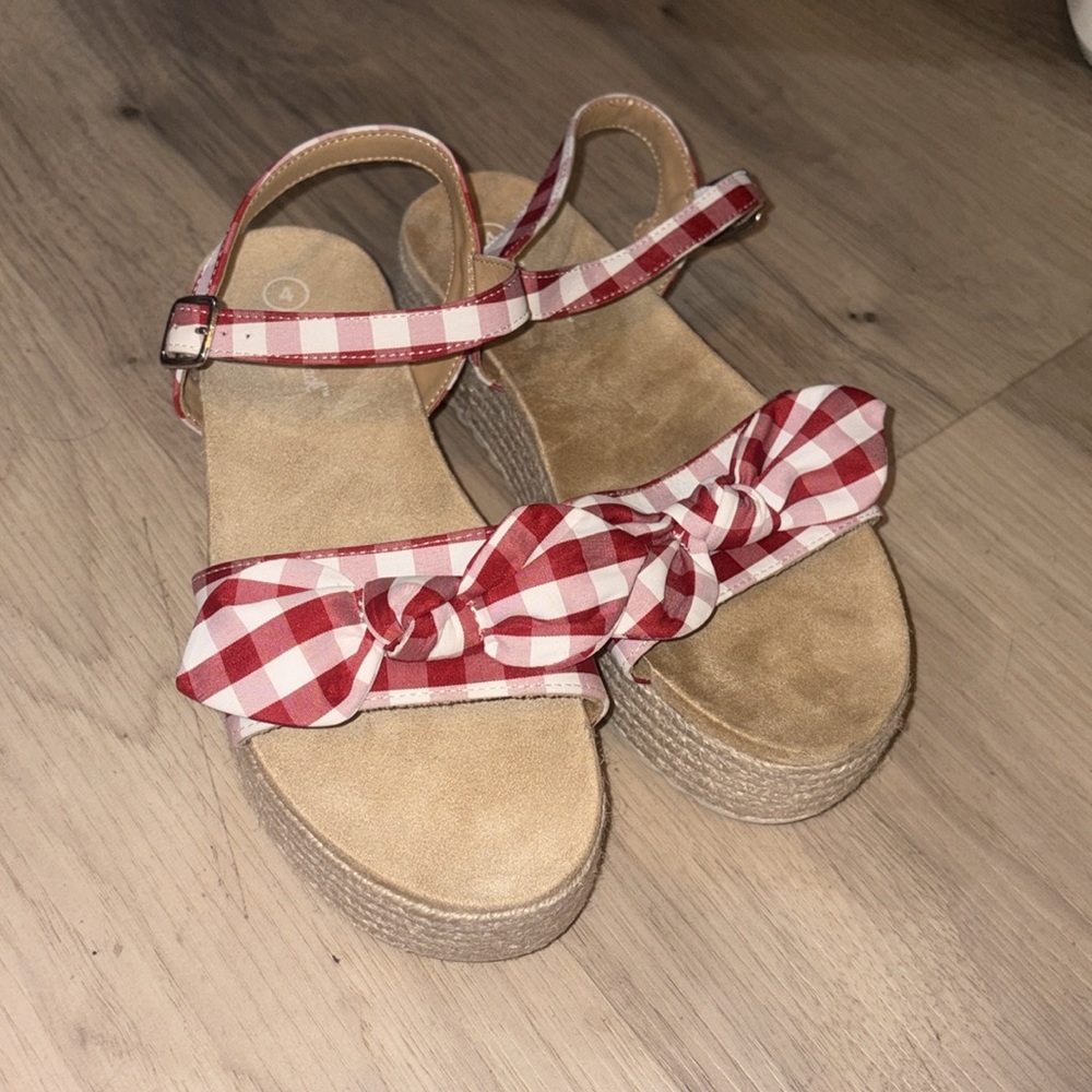 Cat and Jack New Red Checkered Women's platform sandals - Picture 10 of 10